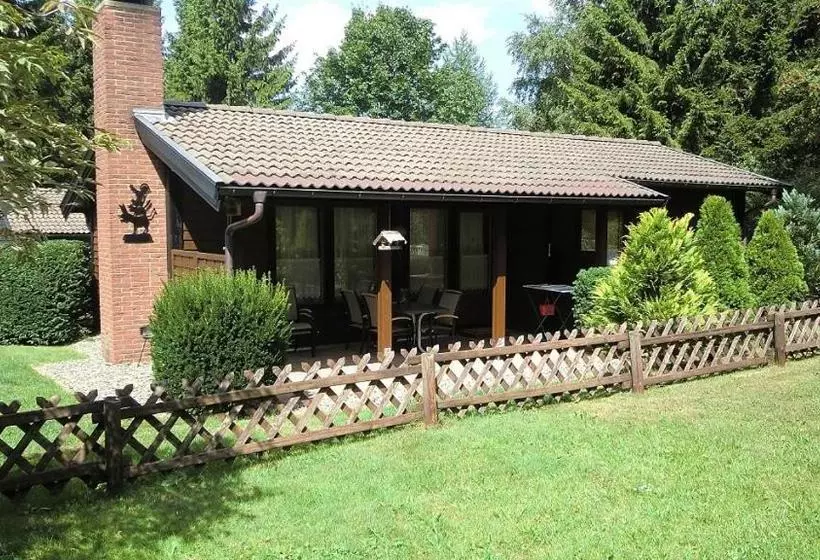 Lomakeskus Ferienhaus Kamin