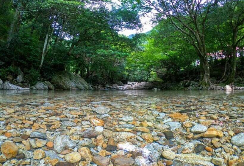 Resort Otel Riverside Lodge