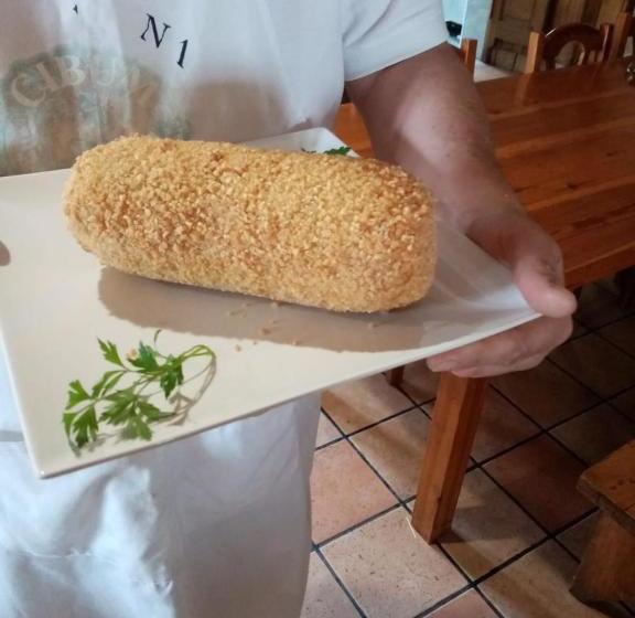 Hospedaria Labaiengo Ostatua