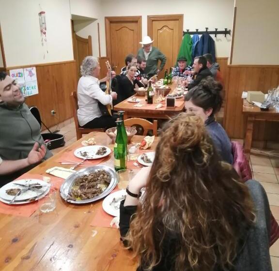 Hospedaria Labaiengo Ostatua