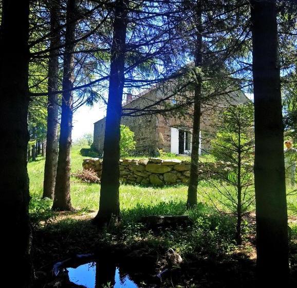 مبيت وإفطار La Ferme Du Crie