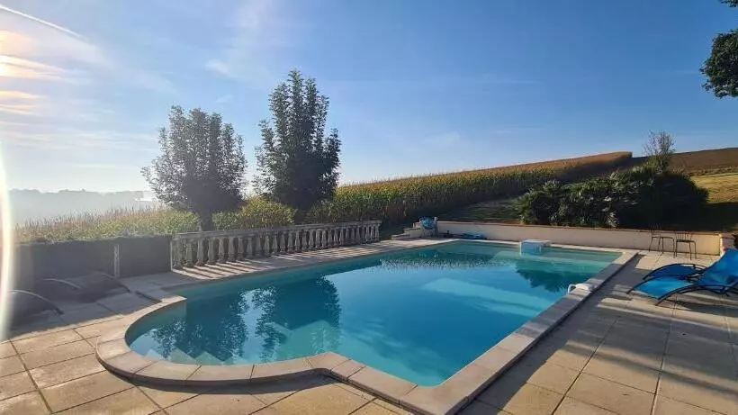 Aamiaismajoitus (B&B) Maison Lamothe