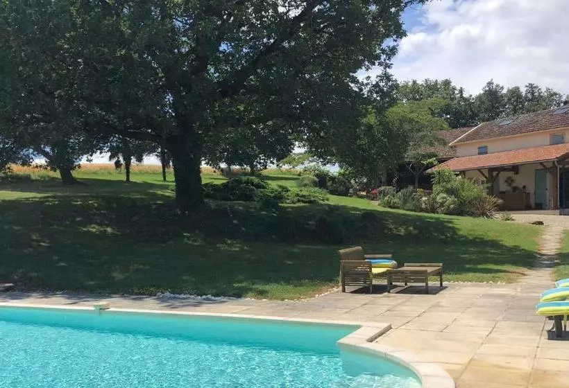 Aamiaismajoitus (B&B) Maison Lamothe