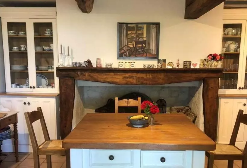 Aamiaismajoitus (B&B) Maison Lamothe