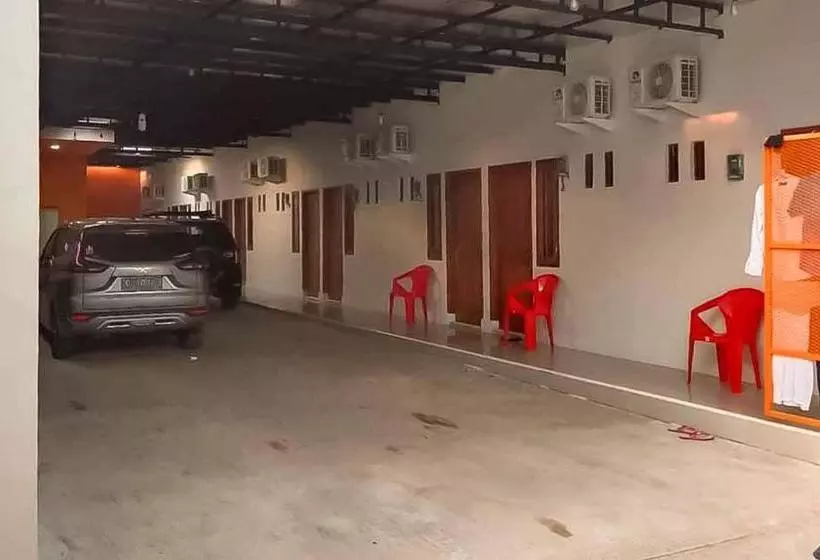 Hotelli Reddoorz Syariah @ Haurgeulis