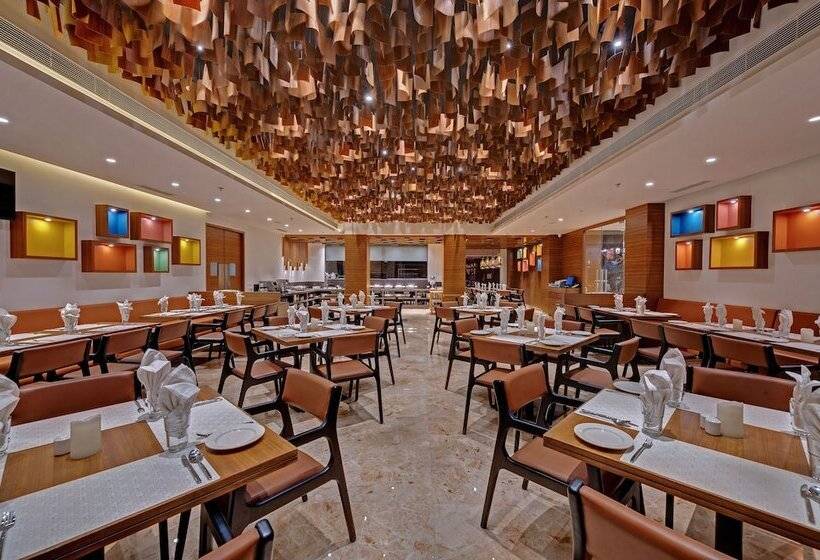 בית מלון כפרי The Fern Royal Farm Resort Anjar