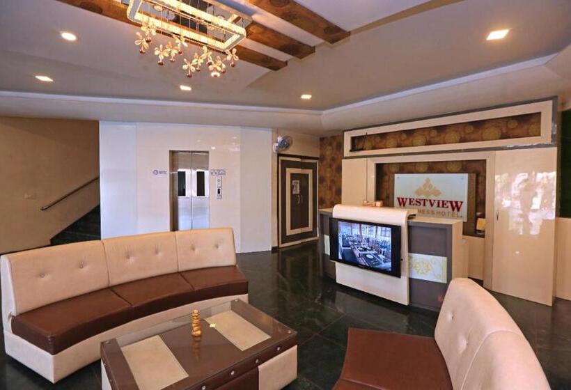 Отель Westview