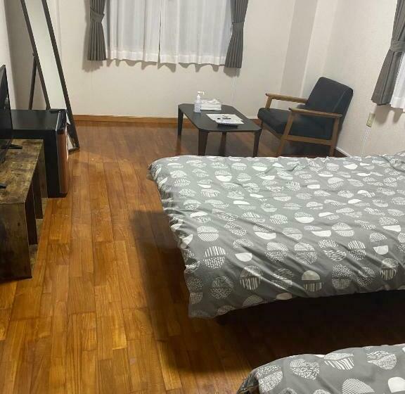 Pensió ロハス伊江島