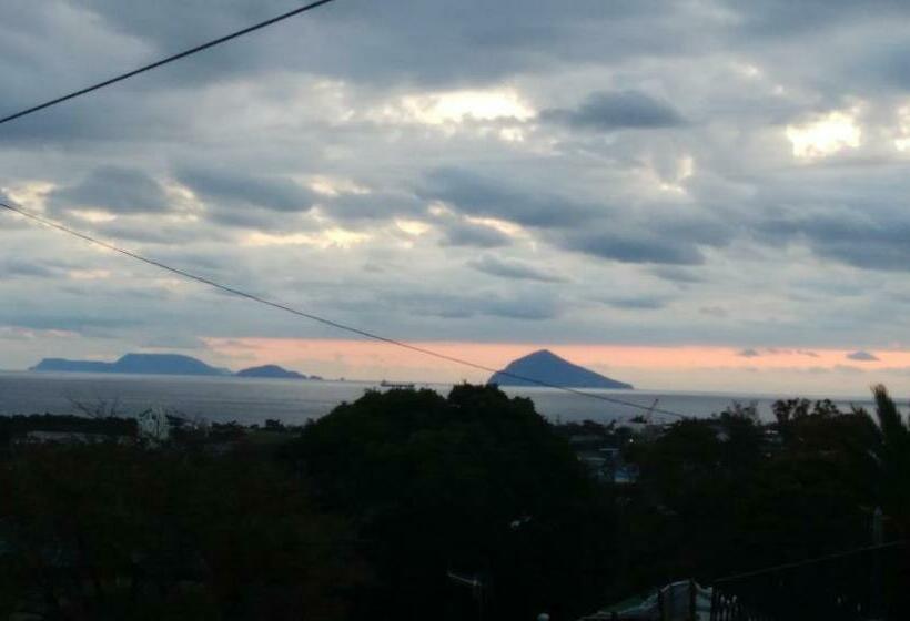 Pension 築100年の宿【はぶの家】