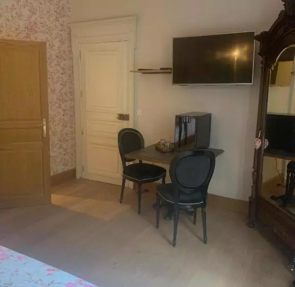 Majatalo Au Fil Du Temps