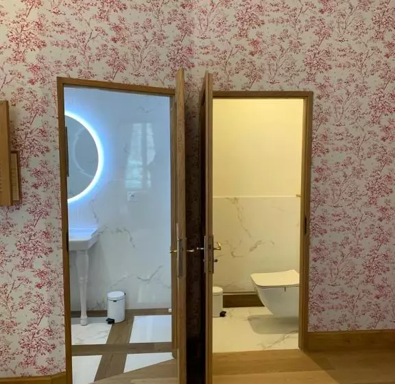 Majatalo Au Fil Du Temps