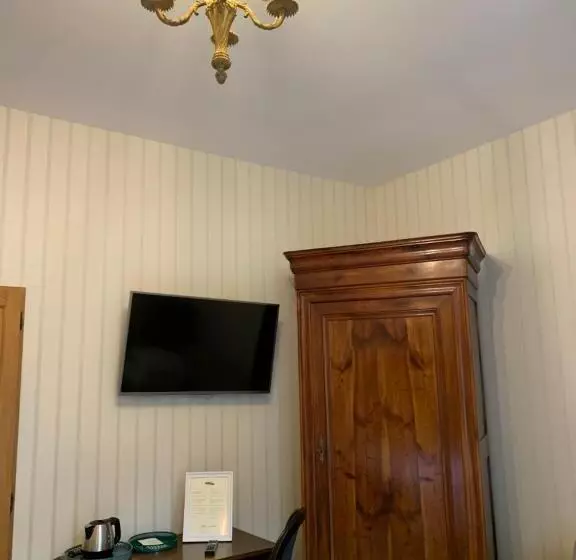 Majatalo Au Fil Du Temps