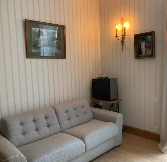 Majatalo Au Fil Du Temps