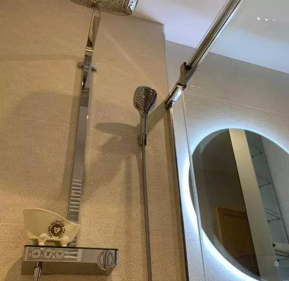 Majatalo Au Fil Du Temps