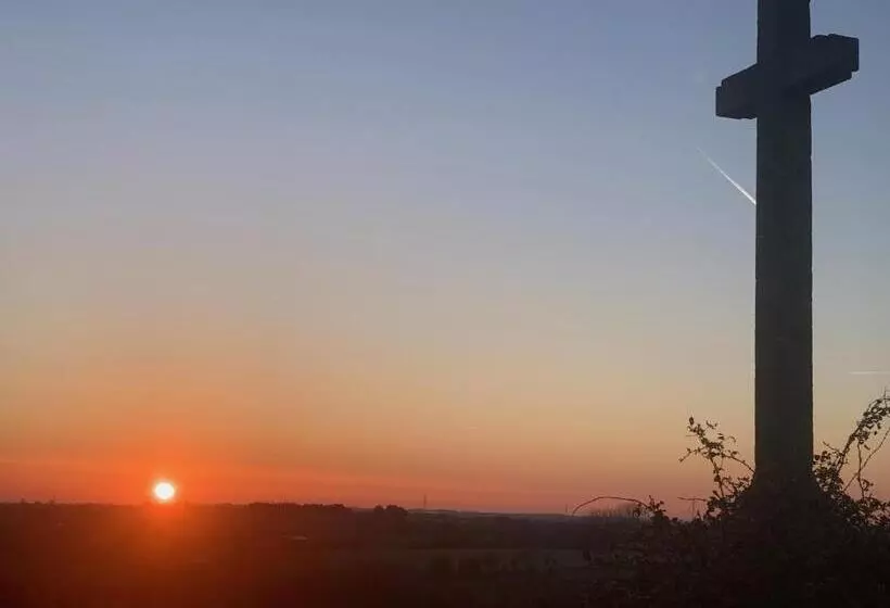 Majatalo Au Fil Du Temps