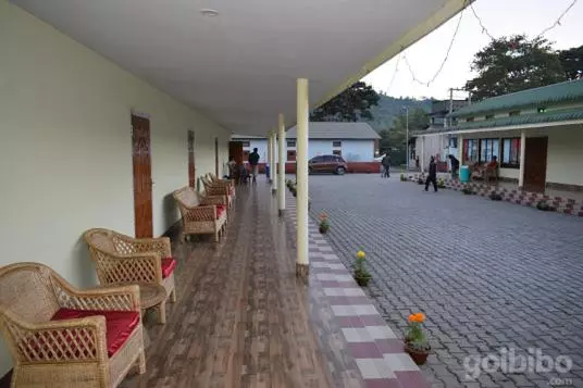 ペンション Bagori Lodge