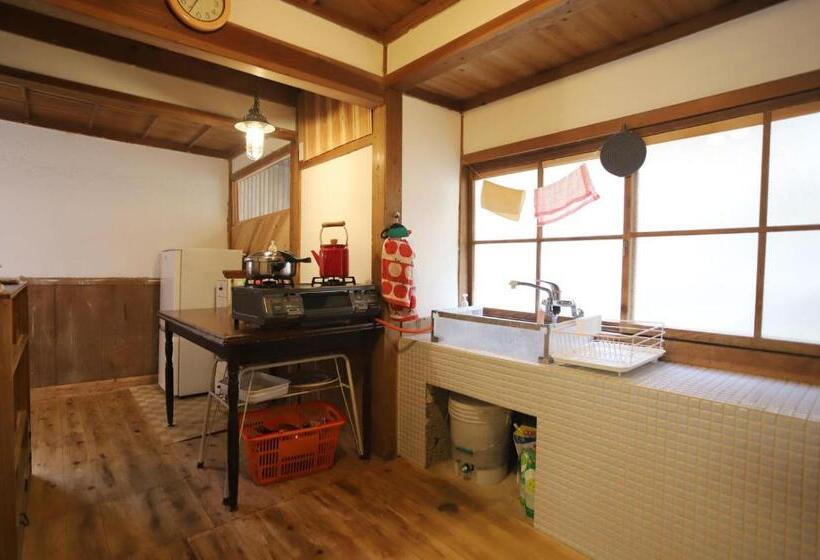 بنسيون Kamenarien