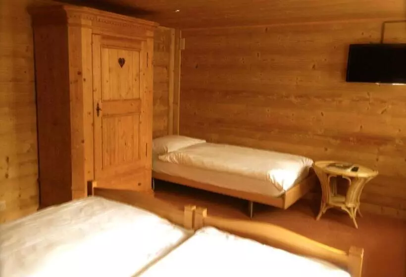 客栈  Auberge De La Poste