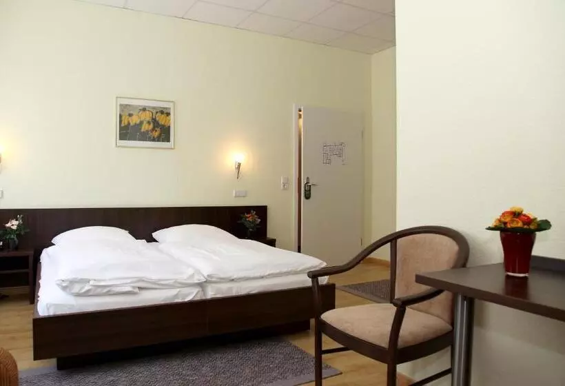 Hotel Am Charlottenplatz