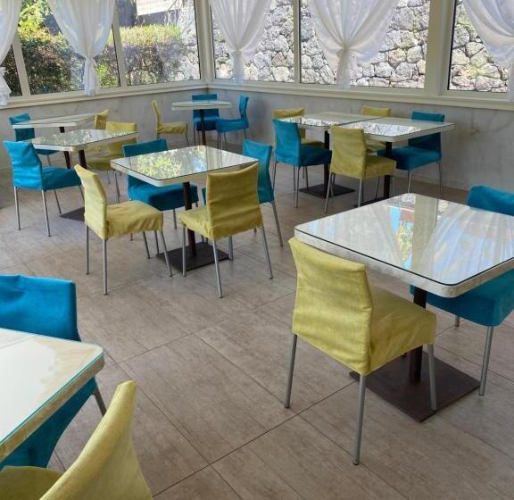 فندق Casale Romano Resort E Relais