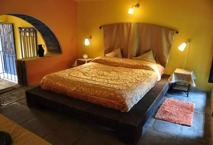 Отель Casale Romano Resort E Relais