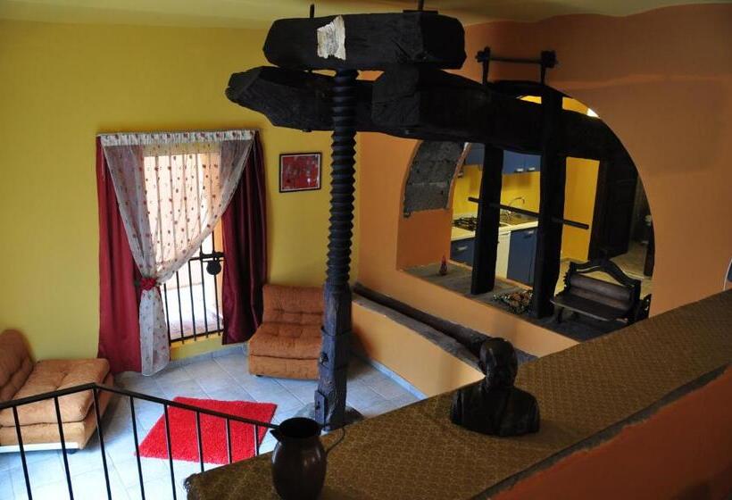 فندق Casale Romano Resort E Relais