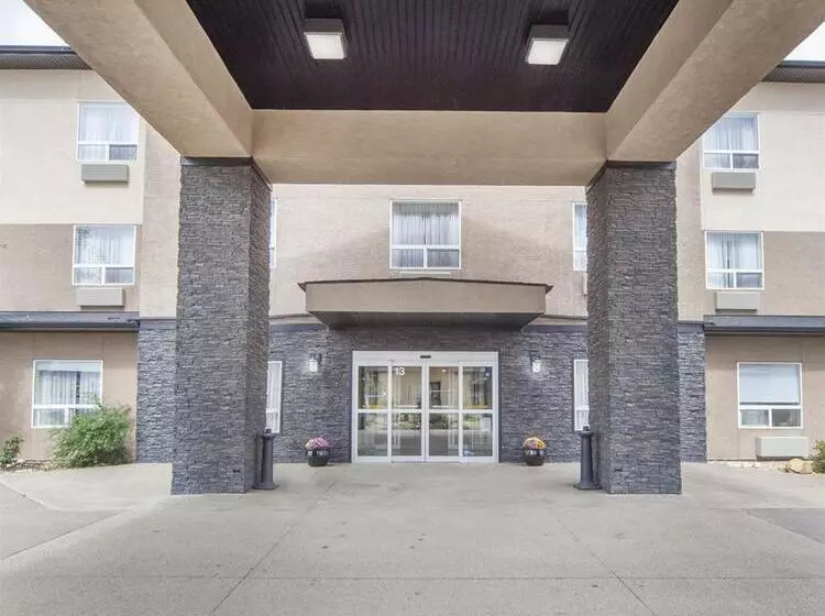 酒店 Prairie Moon Inn Sylvan Lake