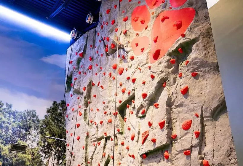 هتل Great Wolf Lodge  Bloomington