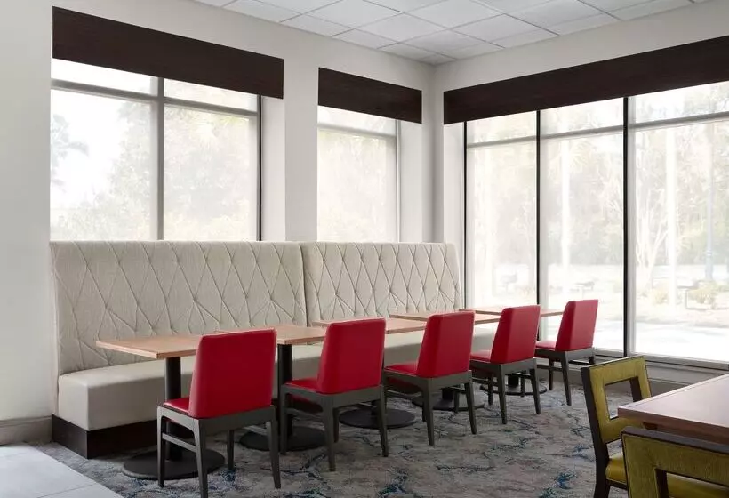 Отель Hilton Garden Inn Beaufort