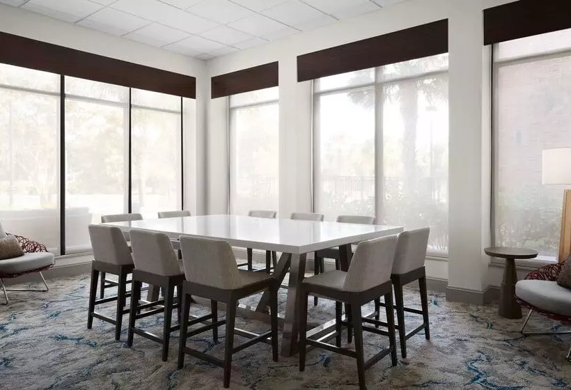 Отель Hilton Garden Inn Beaufort