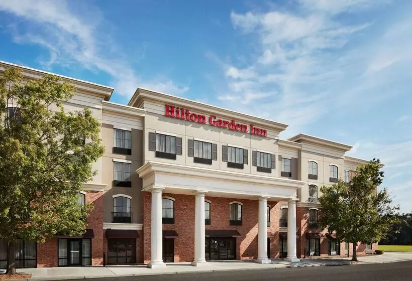 Отель Hilton Garden Inn Beaufort