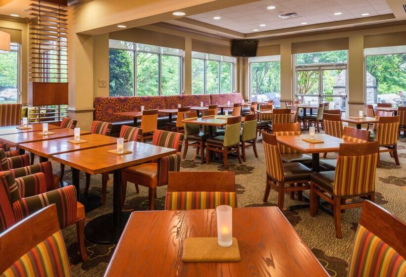 فندق Hilton Garden Inn Charlottesville