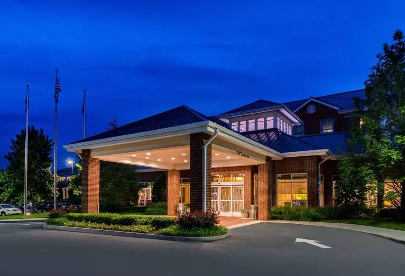 בית מלון כפרי Hilton Garden Inn Charlottesville