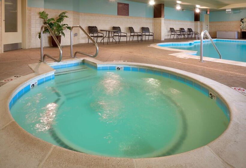 Отель Hilton Garden Inn Clarksville