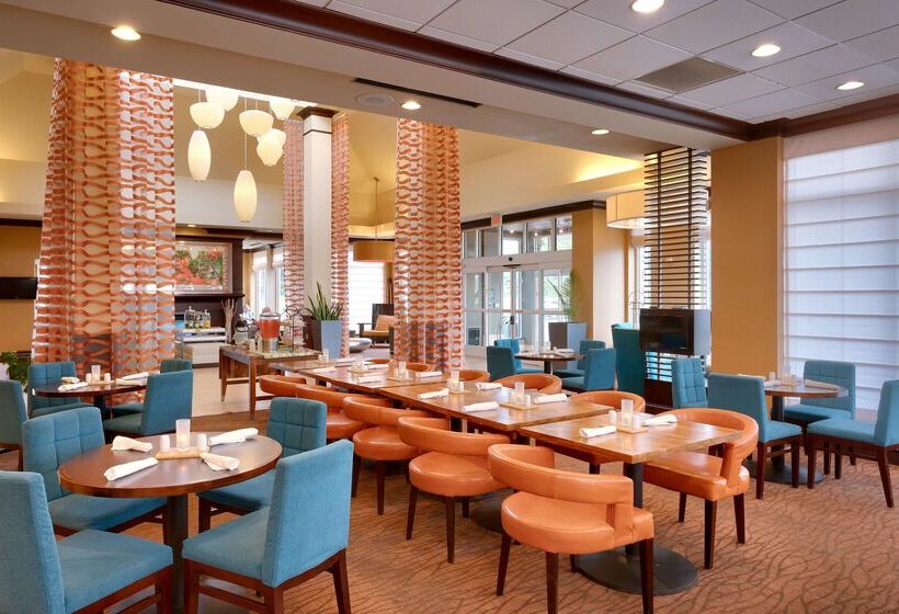 Отель Hilton Garden Inn Clarksville