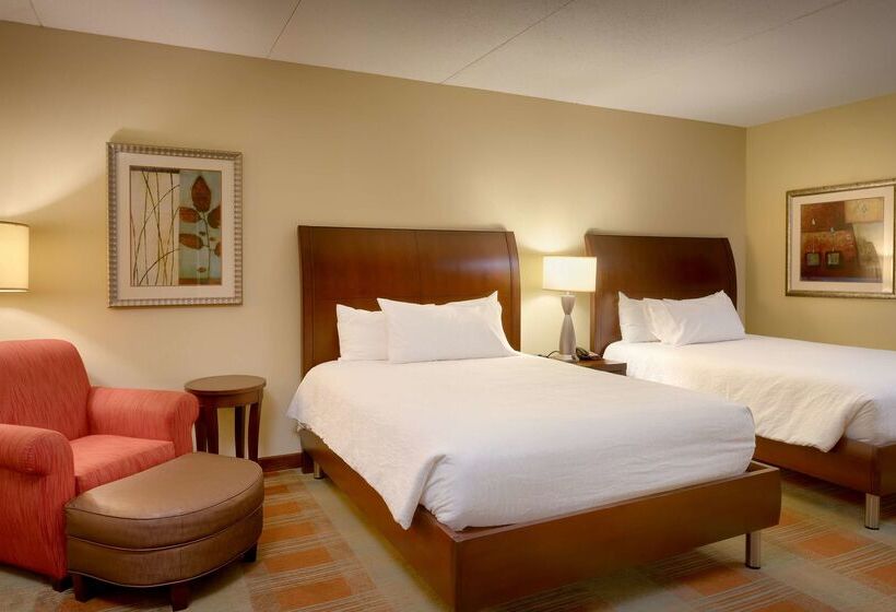 Отель Hilton Garden Inn Clarksville