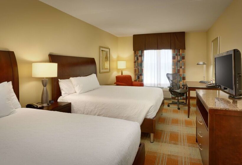 Отель Hilton Garden Inn Clarksville