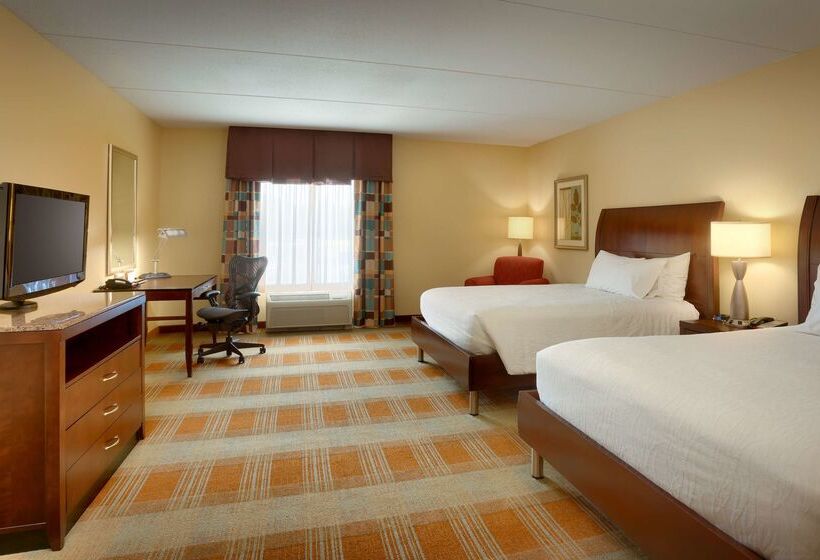 Отель Hilton Garden Inn Clarksville