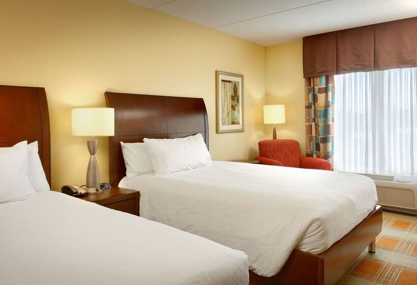 Отель Hilton Garden Inn Clarksville