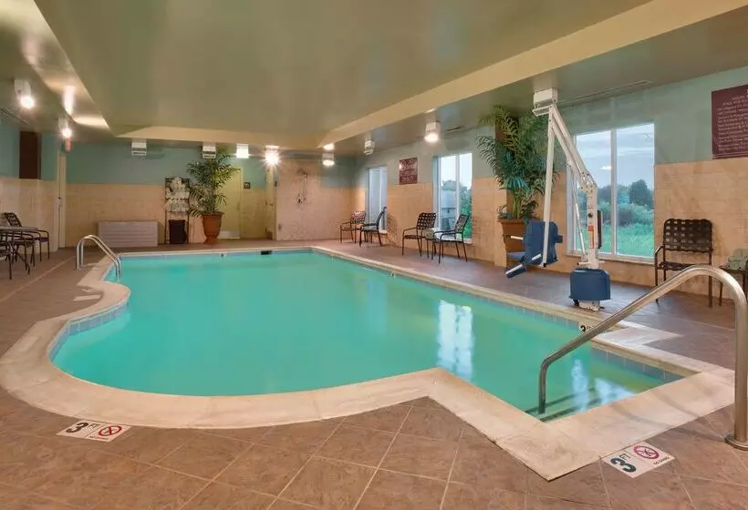 فندق Hilton Garden Inn Clarksville