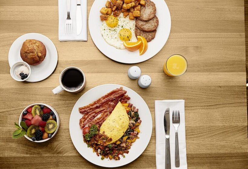 هتل Hilton Garden Inn Cleveland Downtown