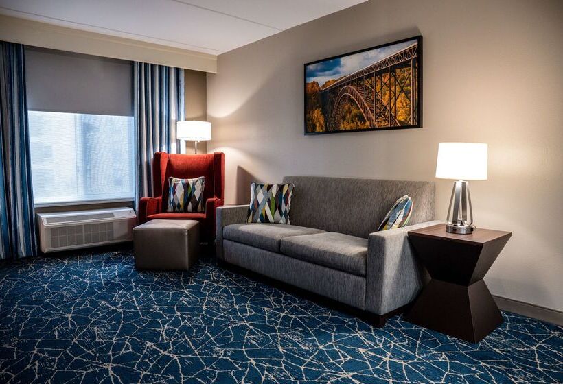 בית מלון כפרי Hilton Garden Inn Fayetteville Fort Liberty