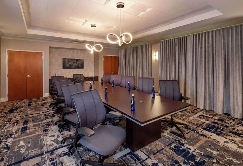 ホテル Hilton Garden Inn Freeport Downtown