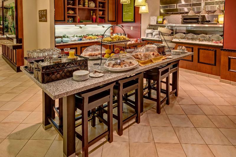 Отель Hilton Garden Inn Indianapolis Northeast/fishers