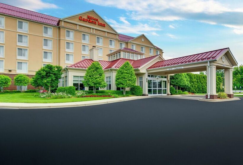 בית מלון כפרי Hilton Garden Inn Louisville/northeast