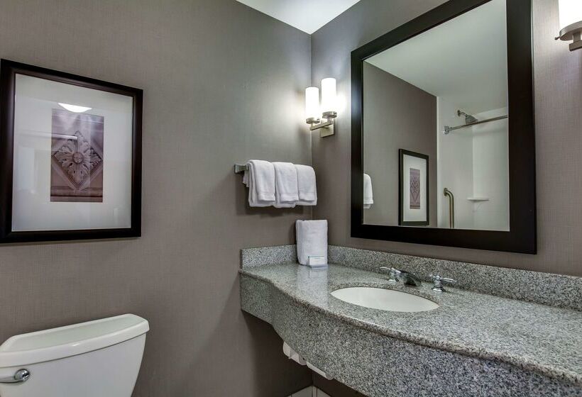 בית מלון כפרי Hilton Garden Inn Louisville/northeast