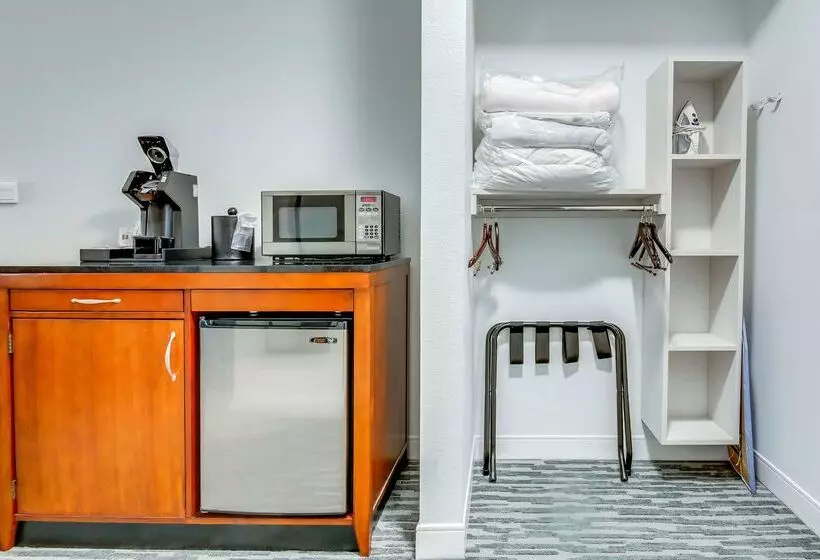 ホテル Hilton Garden Inn Louisville/northeast