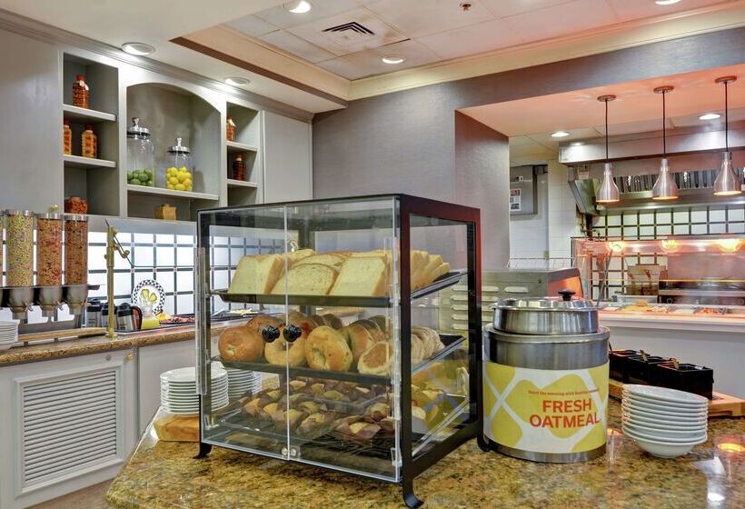 Отель Hilton Garden Inn Mobile East Bay / Daphne