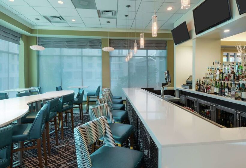 Отель Hilton Garden Inn Tampa Airport Westshore