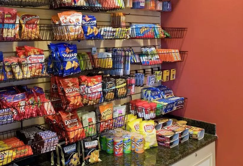 هتل Hilton Garden Inn Tucson Airport